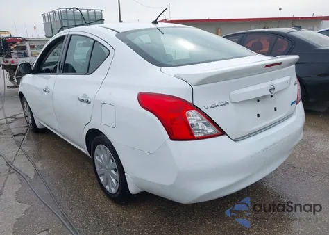 2014 Nissan Versa 1.6 Sv из США, поврежденный, VIN 3N1CN7AP4EL852691